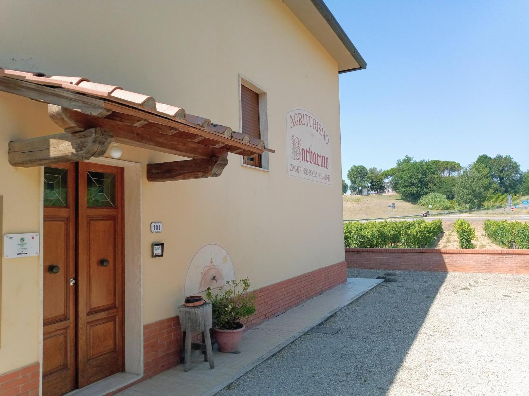 Agriturismo Barbarino Vinci Exteriér fotografie